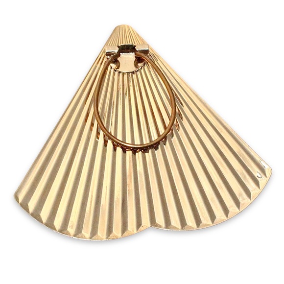 Vintage Scarf Clip Gold Tone Fan Shape Ribbed / Pleated Texture Extra Large - Picture 2 of 3